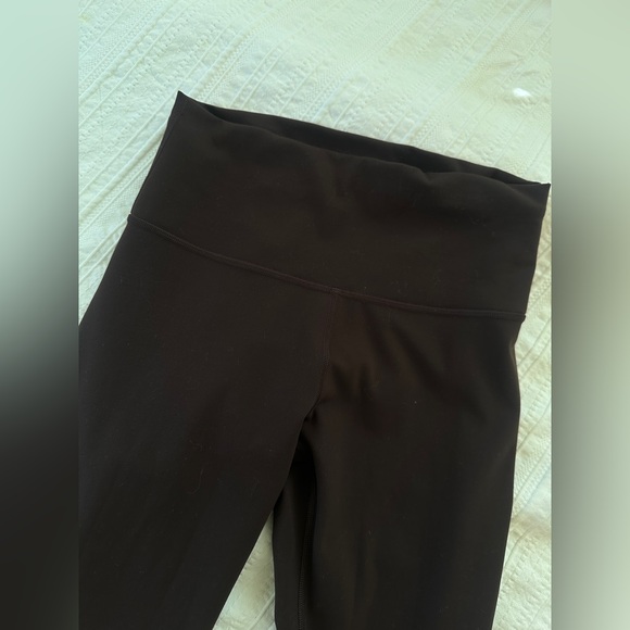 Lululemon Wunder Train in Espresso 28 inch inseam - Picture 2 of 3